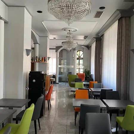 Kral - Residenz Lägenhetshotell 4*