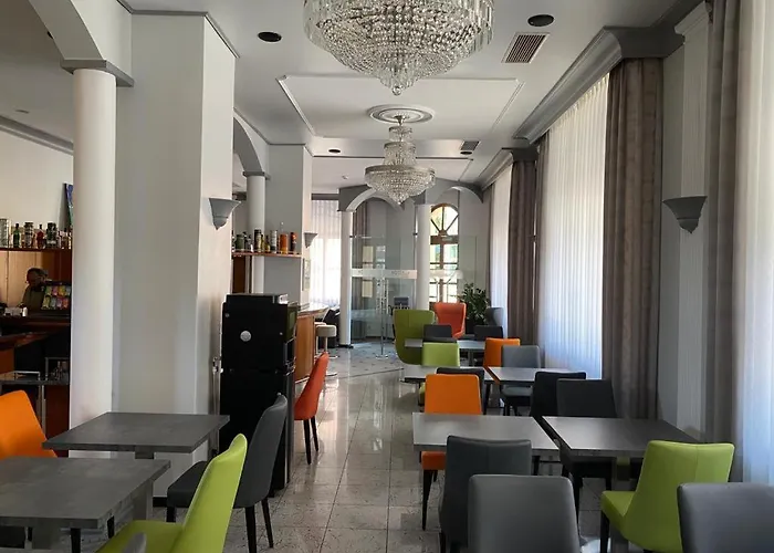 Kral - Residenz Apart-hotel 4*